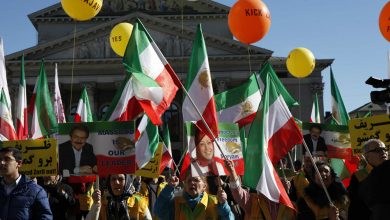 Les sympathisants de la Résistance iranienne exhortent la conférence de Munich à expulser Zarif