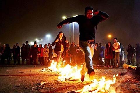 Tchaharchanbé Souri, fête du feu à travers l'Iran