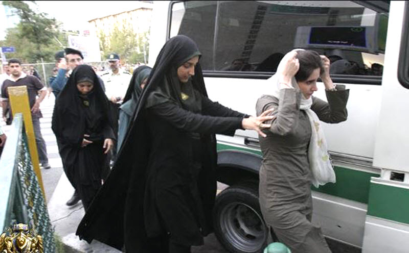 Le régime des mollahs intensifie la pression sur les femmes qui s’opposent au port de hijab obligatoire