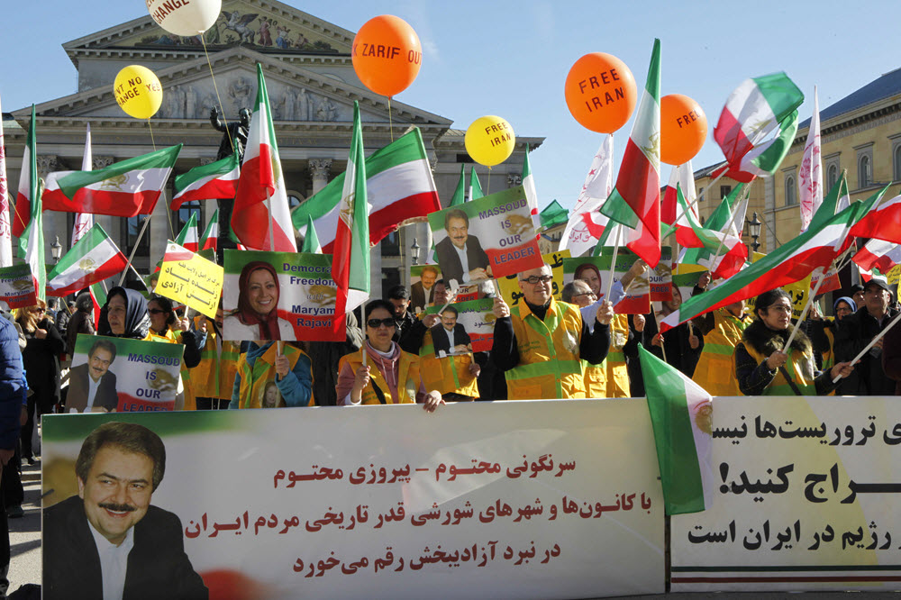 Maryam Radjavi demande l'interdiction des services secrets du régime iranien