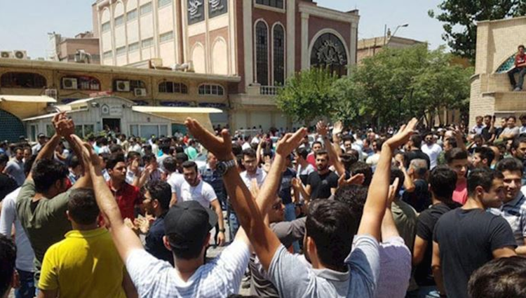 La seule façon de mettre fin aux violations des droits humains en Iran est de renverser le régime