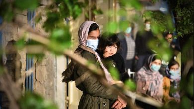 Iran : les femmes vendent leurs cheveux pour joindre les deux bouts