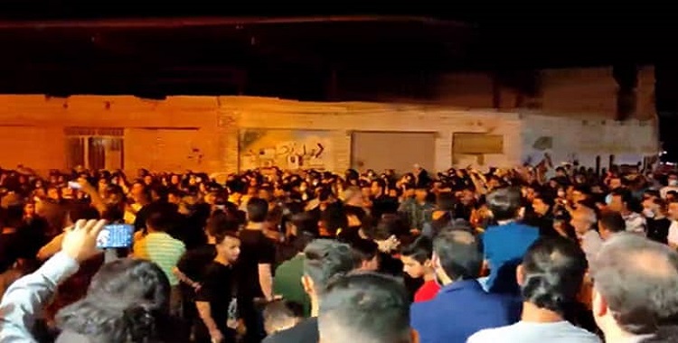 Manifestations à Ahwaz, Khorramchahr, Omidiyeh, Chiraz, Behbahan, Chahinchahr, Ispahan