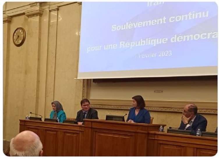 Sarvi Tchitsaz : le statut et l’égalité des femmes est un point central de notre résistance en Iran depuis 37 ans