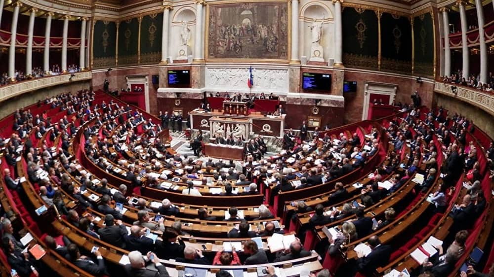 France : Une majorité de députés de l’Assemblée nationale soutient la liberté pour peuple iranien et le plan en dix points de Maryam Radjavi