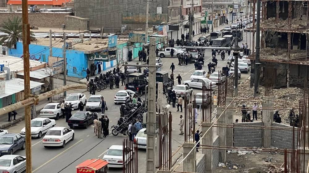 L’économie iranienne s’effondre et ajoute à la misère de la population