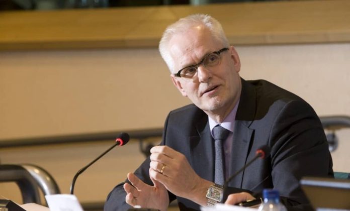 L’eurodéputé Petri Sarvamaa : Pour le régime iranien, la Palestine est un business