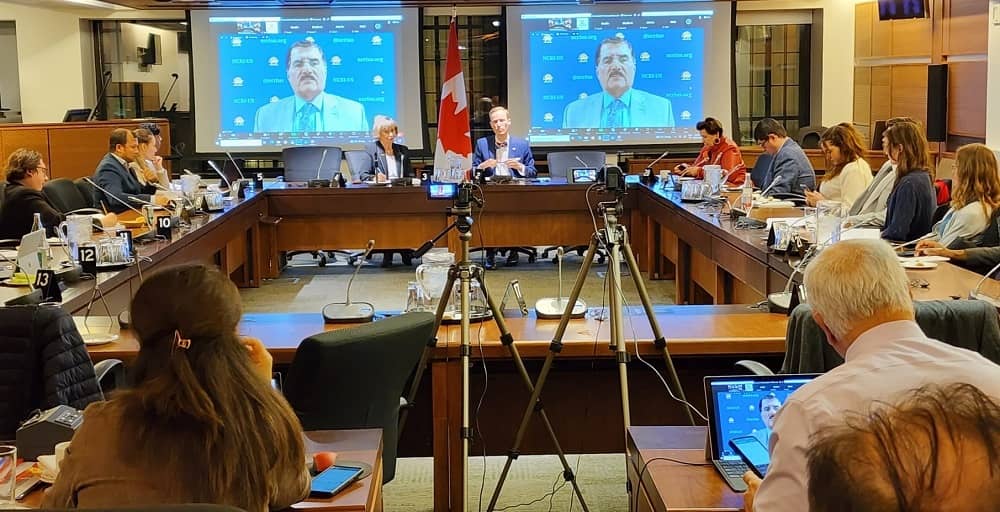 ur les violations des droits de la personne en IranDes députés canadiens demandent des comptes po
