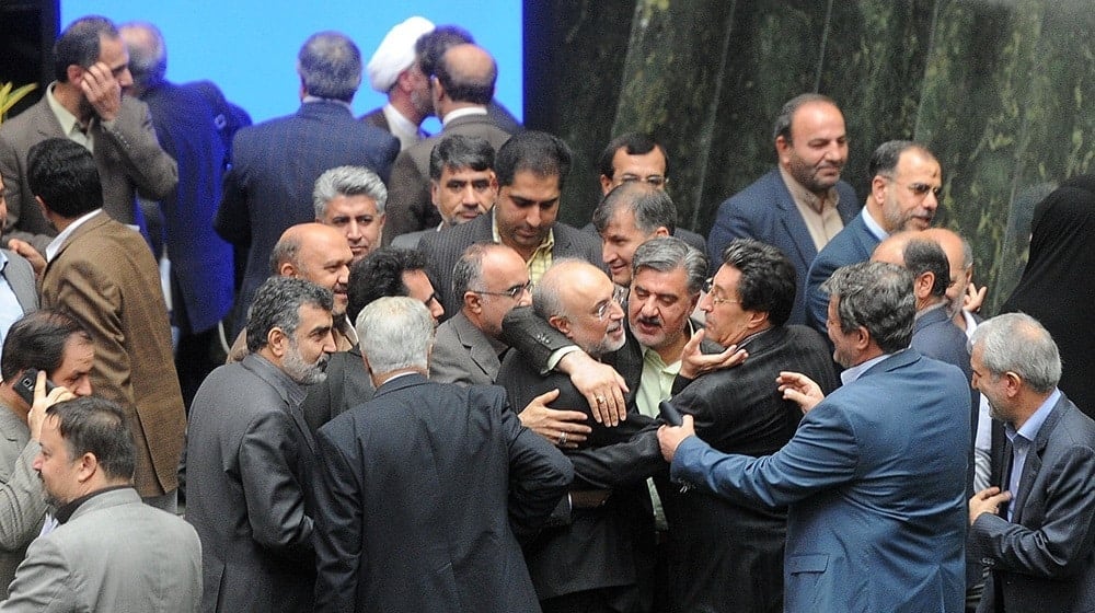 Des fuites de fichiers montrent que le régime iranien craignait une défection parmi ses députés