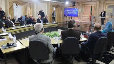 De retour à la réunion du CNRI, Vidal Quadras défie le régime et promet son soutien à la Résistance iranienne