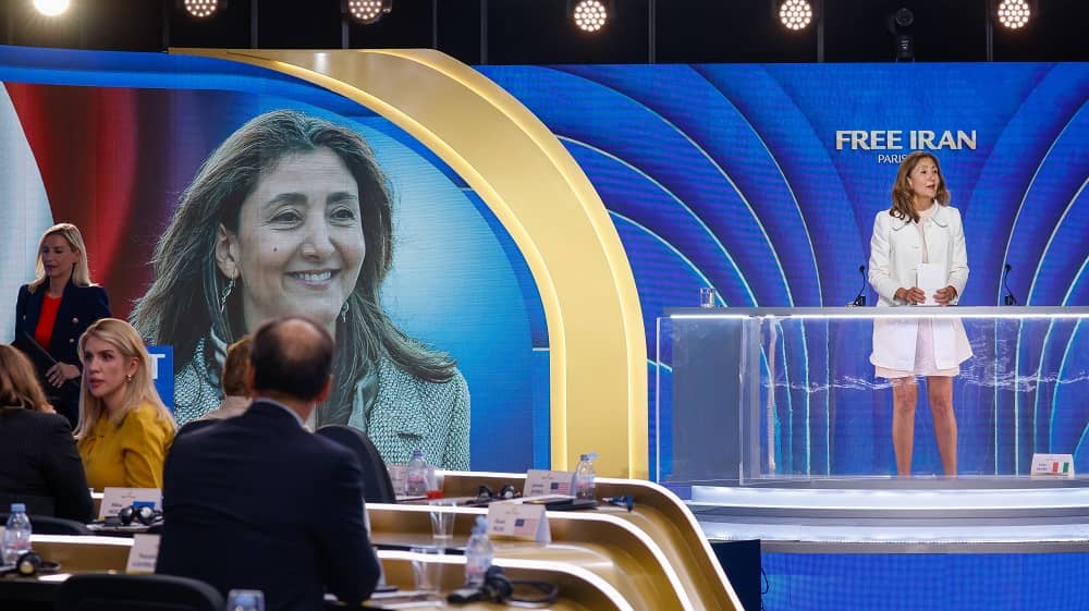 Ingrid Betancourt: les efforts du régime iranien contre l’OMPI ont échoué