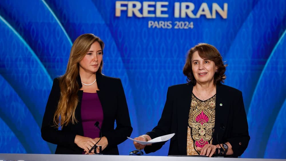 Rosalia Arteaga, ancienne présidente de l’Équateur : Les femmes du monde entier sont solidaires avec les Iraniennes