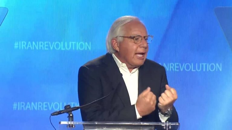 Le sénateur américain Robert Torricelli : le peuple iranien lui-même est l’alternative