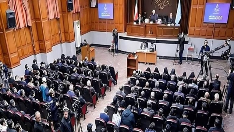 Le 10 septembre, le régime clérical en Iran a tenu la 17e session de son procès-spectacle 