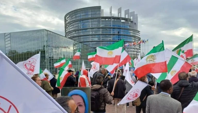 La Résistance iranienne demande à l’UE de mettre le CGRI sur la liste noire