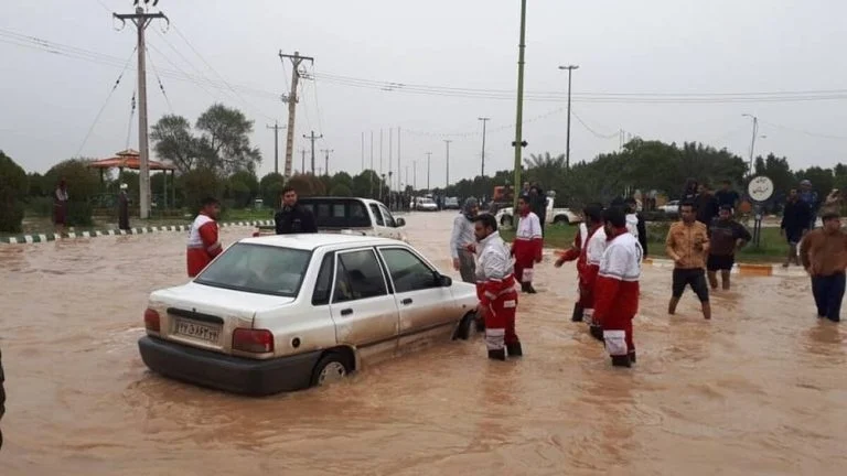 Iran : Des inondations à Jiroft font 15 morts ; mauvaise gestion et négligence