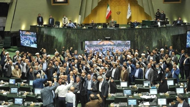 Les députés frustrés par la faiblesse du régime après l’assassinat de Nasrallah