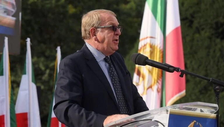 Struan Stevenson répond à un article sur Reza Pahlavi