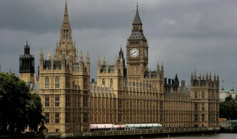 Une commission parlementaire britannique tire la sonnette d’alarme face à la répression pratiquée par le régime iranien