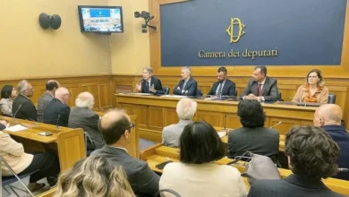 Des députés italiens se joignent à Maryam Radjavi pour appeler à une action audacieuse de l’UE contre le régime iranien
