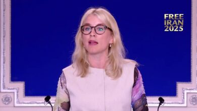 La députée islandaise Dilja Mist Einarsdottir : Les femmes et les jeunes mènent le mouvement pour le changement en Iran