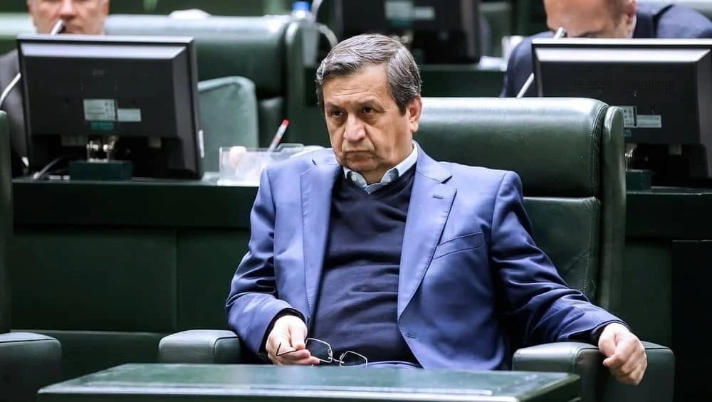 Le ministre destitué Hemmati dénonce la corruption au sein du Parlement iranien