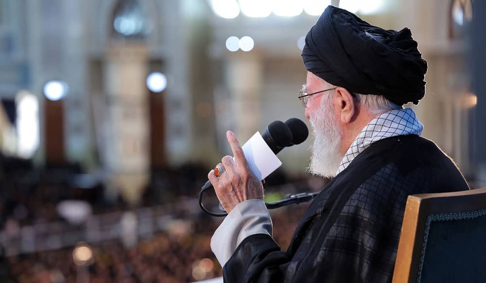 Khamenei ordonne au Parlement de faire face aux crises qui frappent la théocratie iranienne