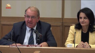 Struan Stevenson : Les Iraniens rejettent la couronne et le turban : la démocratie est le seul avenir