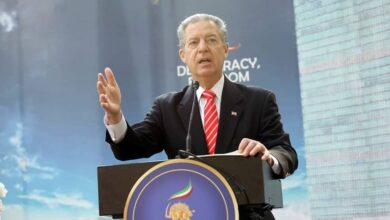 Ambassadeur Sam Brownback : Cette révolution menée par des femmes triomphera ; la tyrannie sera vaincue