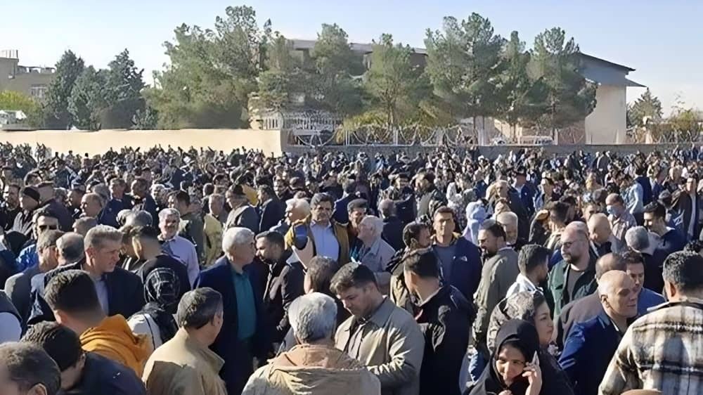 Iran : Manifestations des infirmières, des travailleurs et des investisseurs lésés