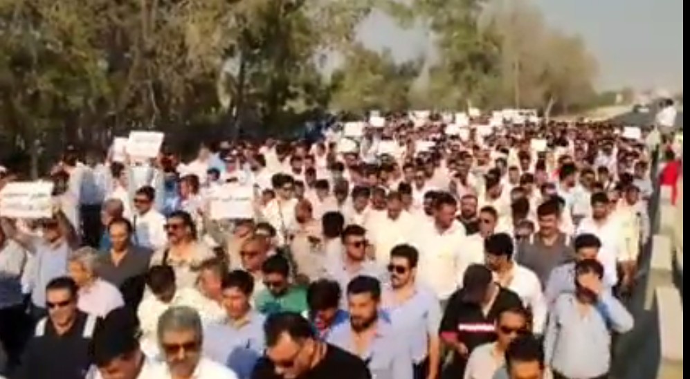 Manifestations à travers l’Iran contre l’injustice du régime des mollahs et ses pillages