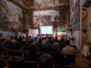 Des municipalités italiennes mettent en lumière le sort des prisonniers politiques iraniens