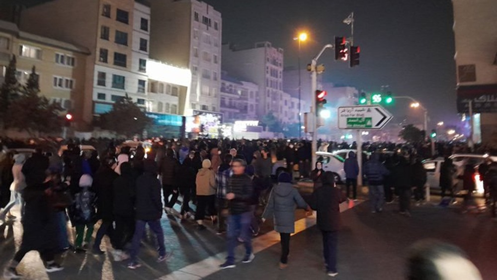 Révolte en Iran/ 24e jour : Panique du régime face à la montée des tensions et à l’intensification des luttes intestines
