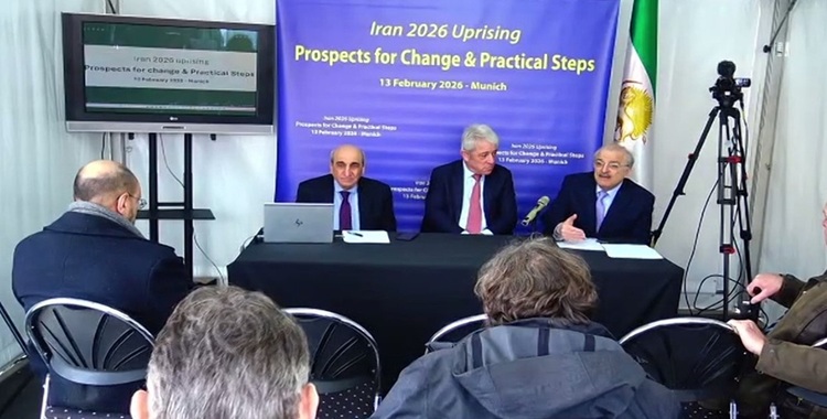 Conférence de presse à Munich par le CNRI