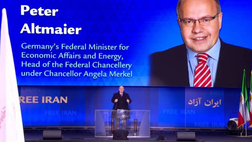 Peter Altmaier plaide pour des sanctions plus sévères et soutient le plan en dix points de Maryam Radjavi lors du rassemblement pour un Iran à Berlin