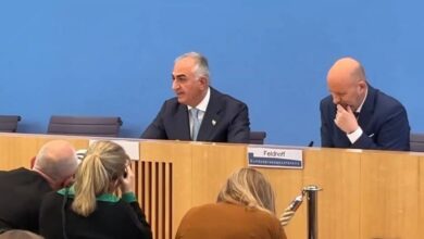 La conférence de presse de Reza Pahlavi à Berlin : un aperçu de sa position