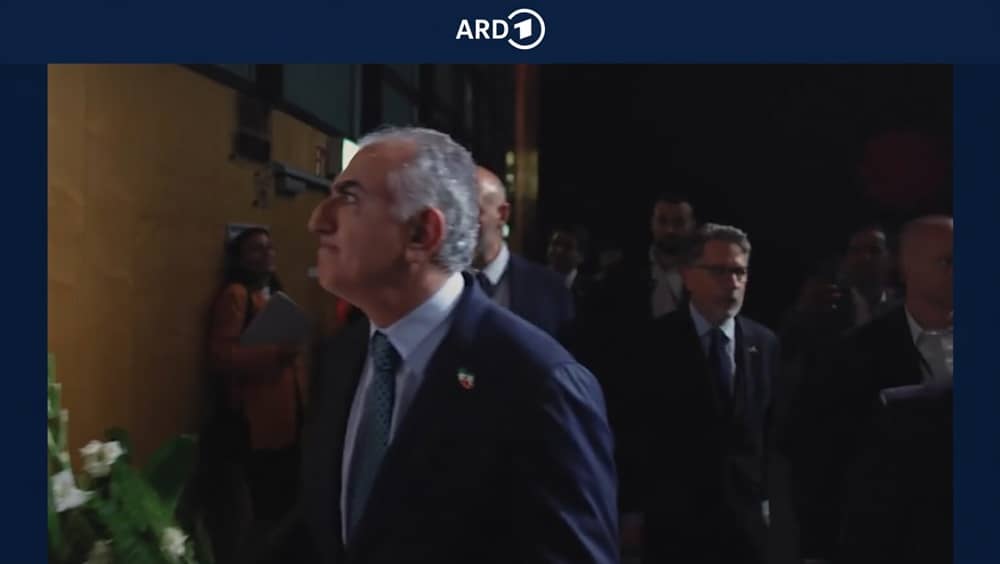 La chaîne allemande ARD révèle une campagne violente menée par les partisans du fils du Shah d’Iran déchu