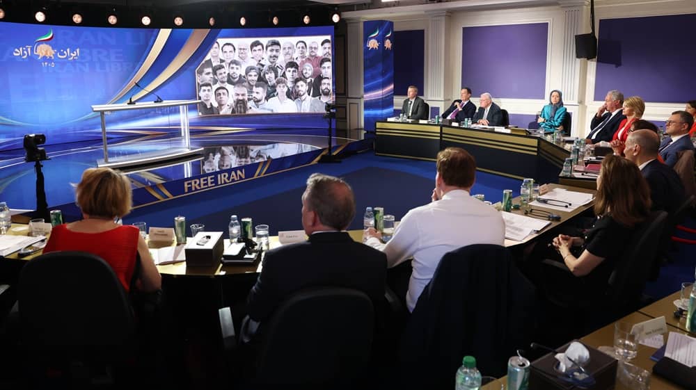 Deuxième journée du sommet « Iran libre 2026 » : des dirigeants internationaux soutiennent l’alternative du CNRI et rejettent la monarchie et la théocratie