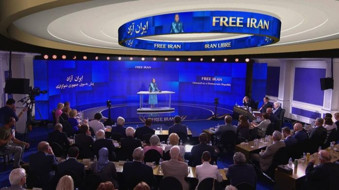Iran Libre 2026 : Des dirigeants mondiaux réunis au Sommet de Paris exigent la fin de l’apaisement et soutiennent le CNRI comme alternative démocratique pour l’Iran