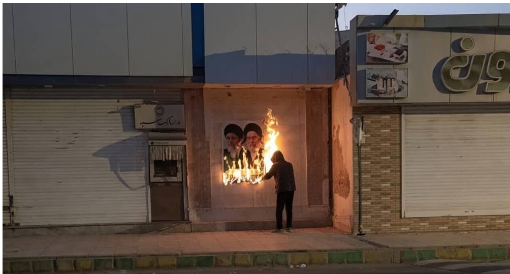 Rapport hebdomadaire des Unités de la Résistance : La Résistance s’étend à travers l’Iran face à l’escalade de la terreur d’État
