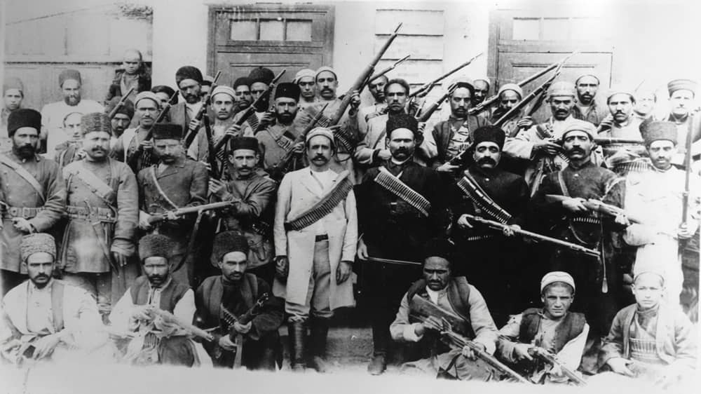 Le Fusil et le Livre de Comptes : 120 ans après l’instauration de la liberté en Iran