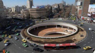 Luttes intestines, effondrement économique et crise de succession : la trajectoire de l’Iran après Khamenei